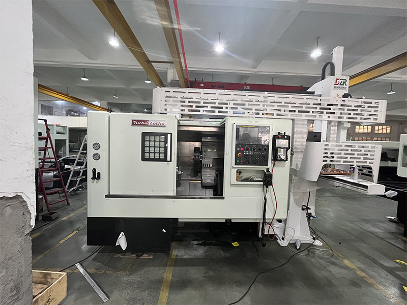 Tornio a cnc a cnc di HTB450A